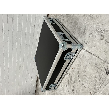 Mixer Lift Of Lid Flightcase (R-703) Mixer Lift Of Lid Flightcase (R-703)